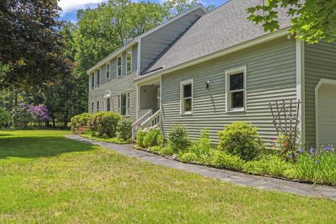 15 Harvey Brook Drive Freeport ME 04032