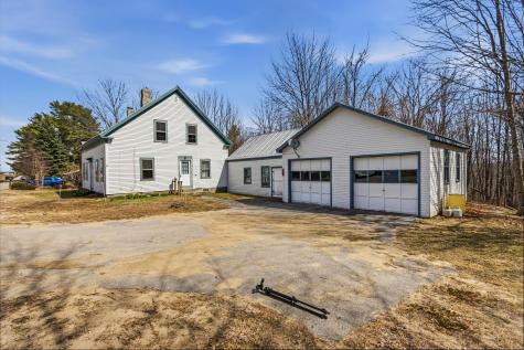 982 King Street Oxford ME 04270