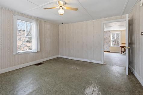 982 King Street Oxford ME 04270