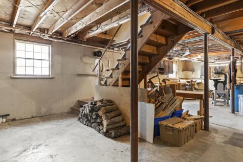 1992 North Road Mount Vernon ME 04352