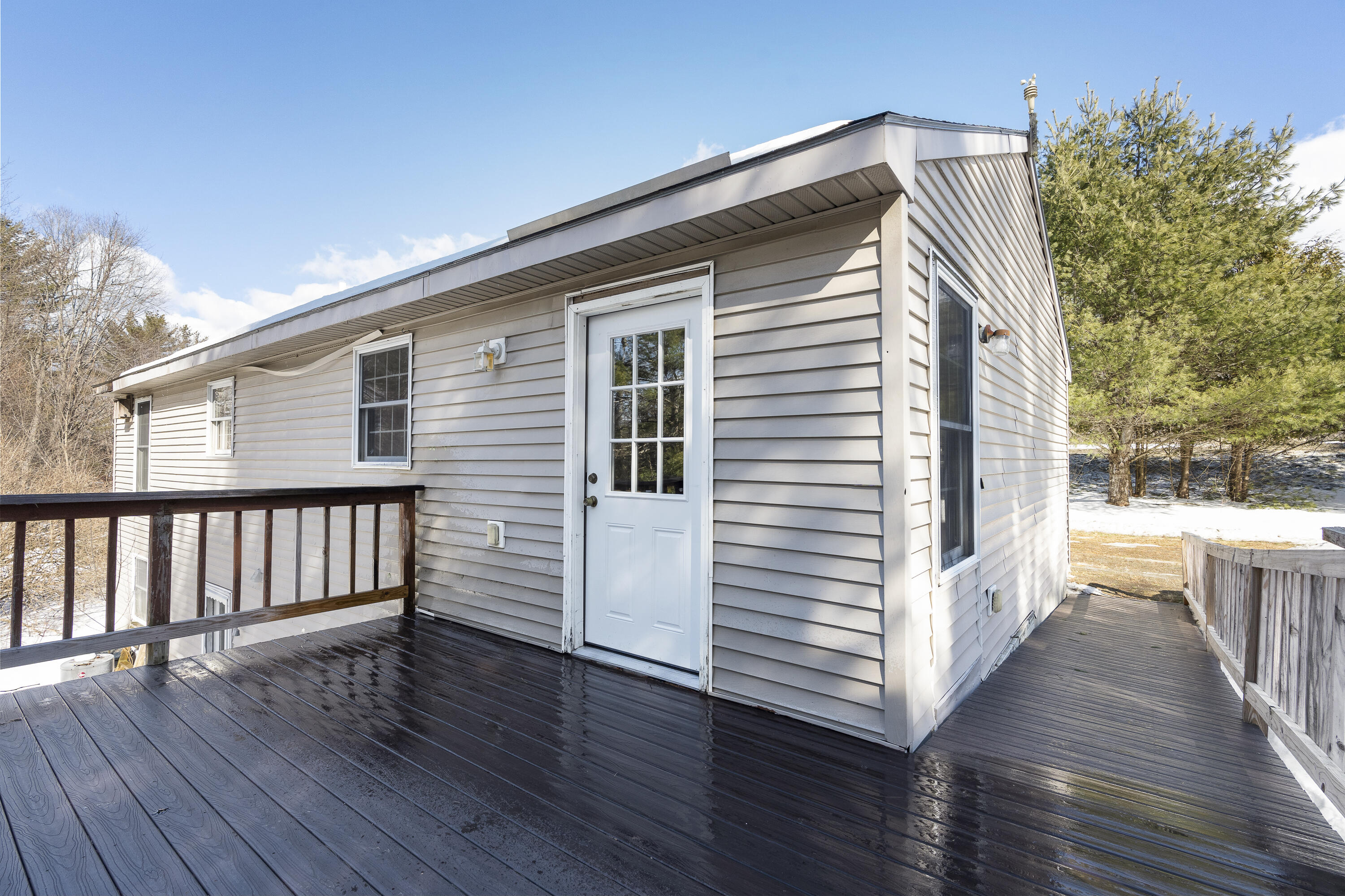 1992 North Road Mount Vernon ME 04352