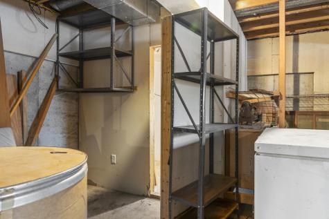 1992 North Road Mount Vernon ME 04352