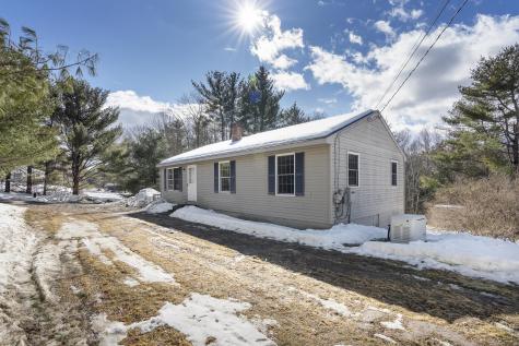 1992 North Road Mount Vernon ME 04352