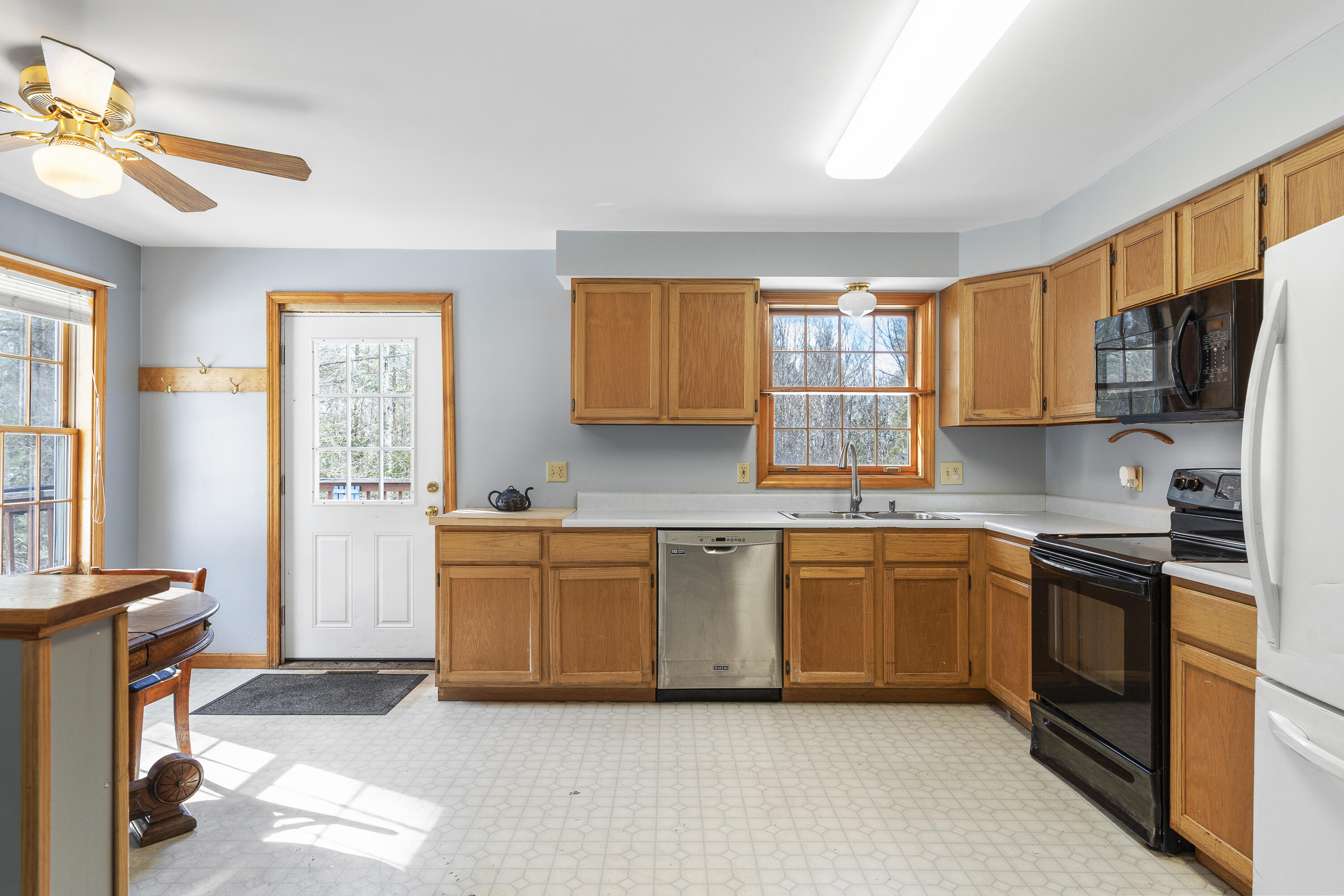 1992 North Road Mount Vernon ME 04352