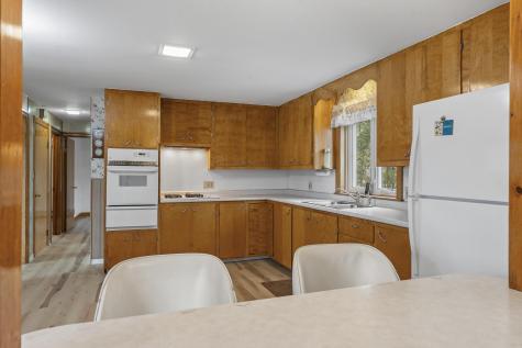 39 Pequawket Trail Standish ME 04084