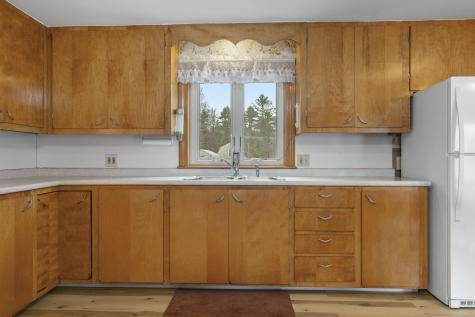 39 Pequawket Trail Standish ME 04084