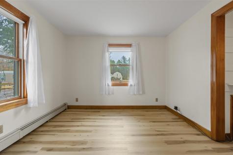 39 Pequawket Trail Standish ME 04084