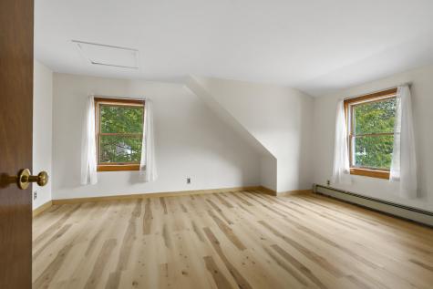 39 Pequawket Trail Standish ME 04084