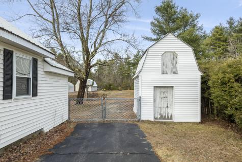 39 Pequawket Trail Standish ME 04084