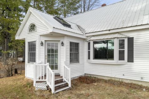 39 Pequawket Trail Standish ME 04084