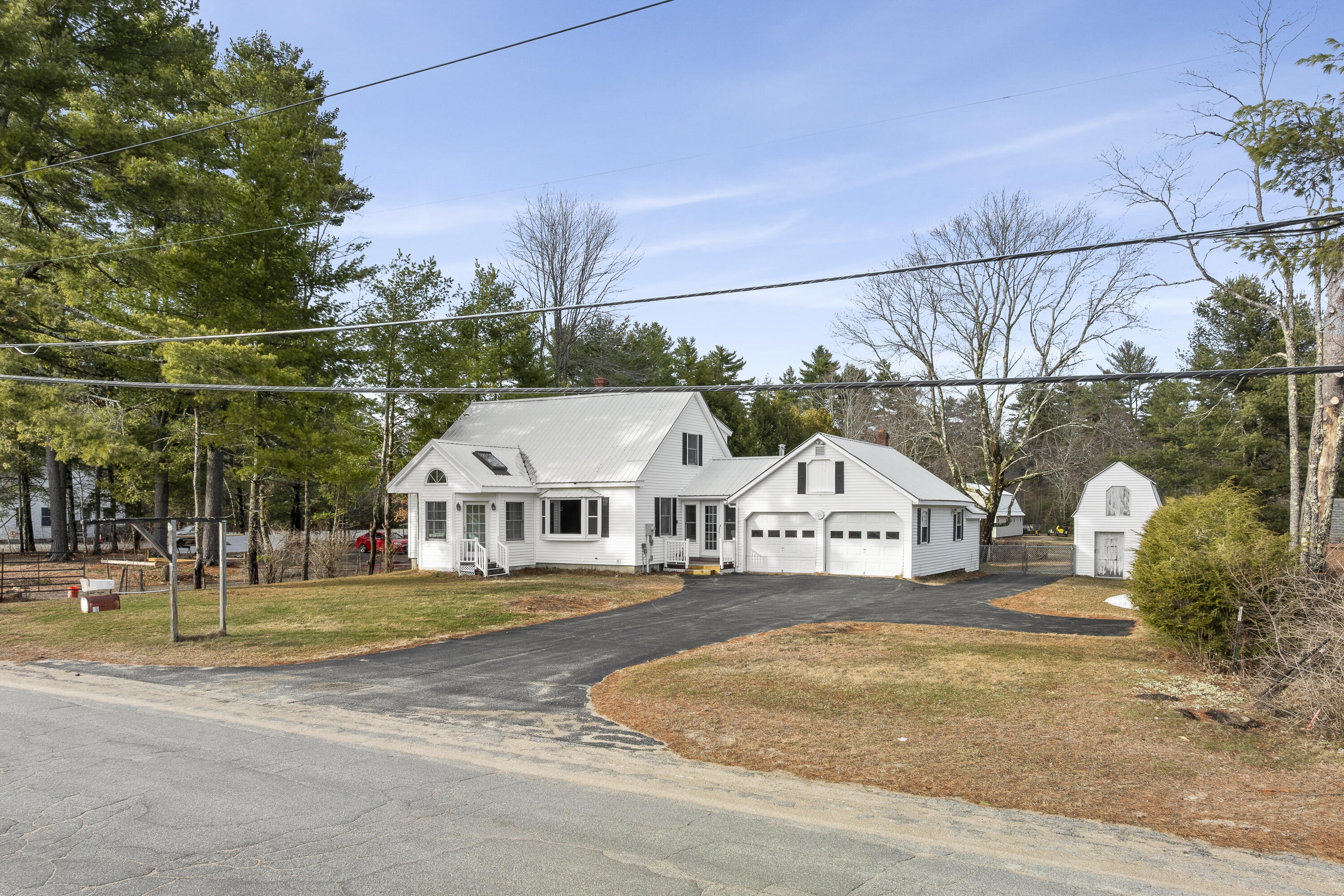 39 Pequawket Trail Standish ME 04084