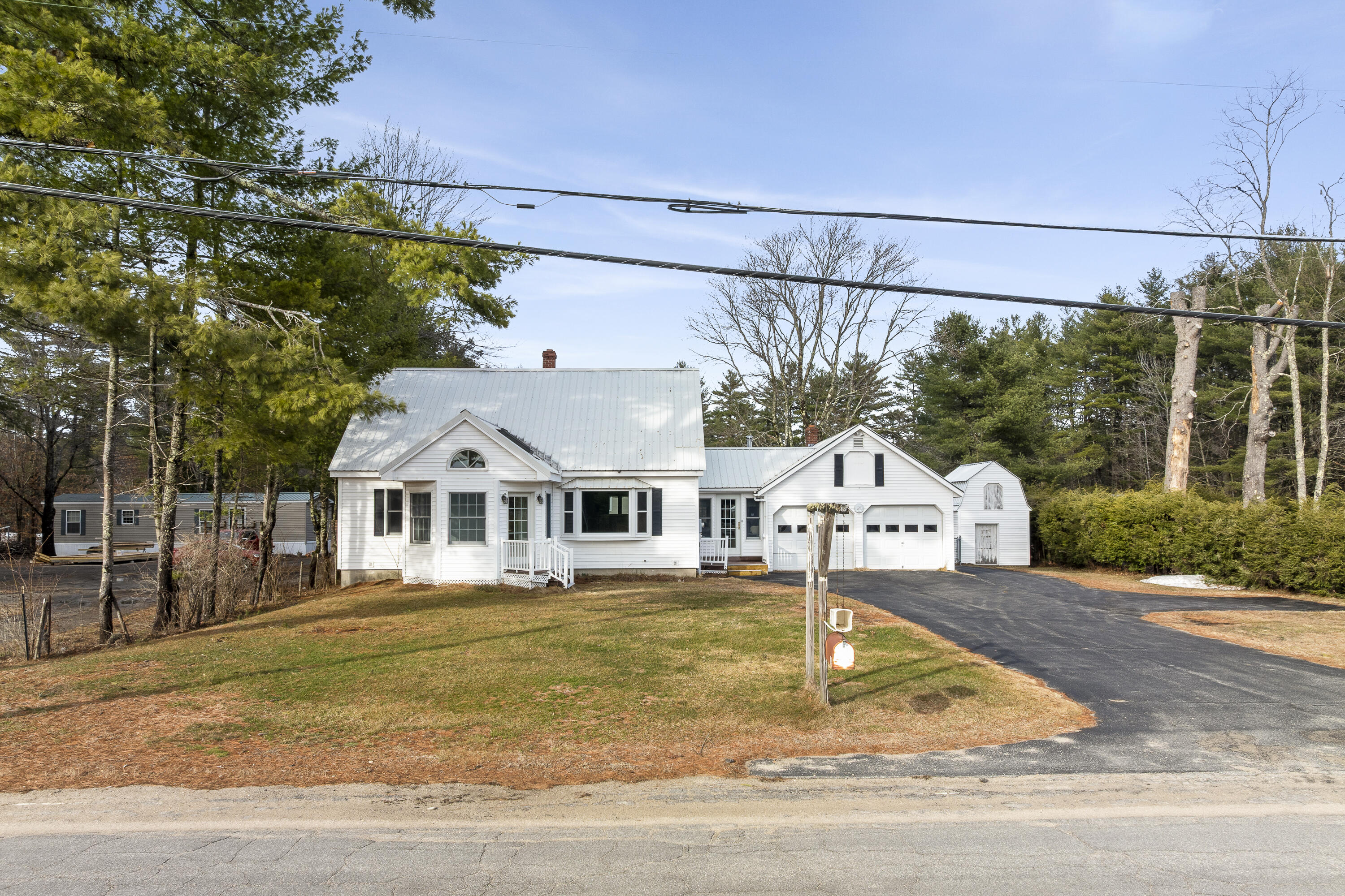 39 Pequawket Trail Standish ME 04084