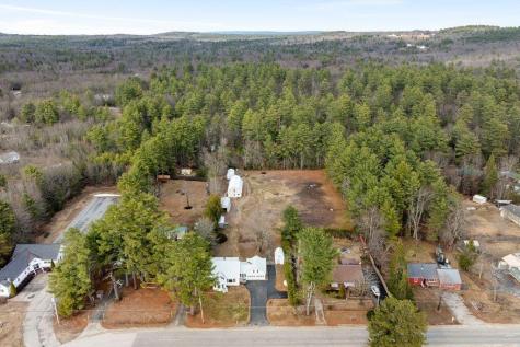 39 Pequawket Trail Standish ME 04084