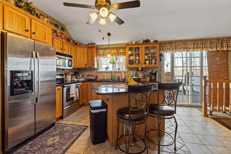 44 7th Fire Road China ME 04358