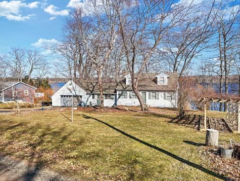 44 7th Fire Road China ME 04358