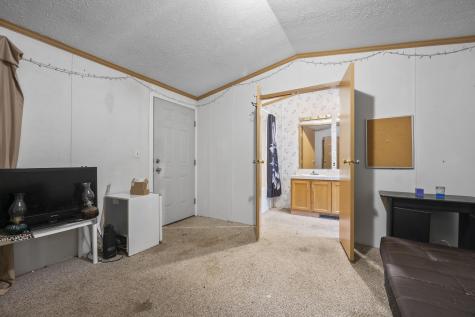 92 Ledge Hill Road Bowdoin ME 04287