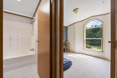 92 Ledge Hill Road Bowdoin ME 04287