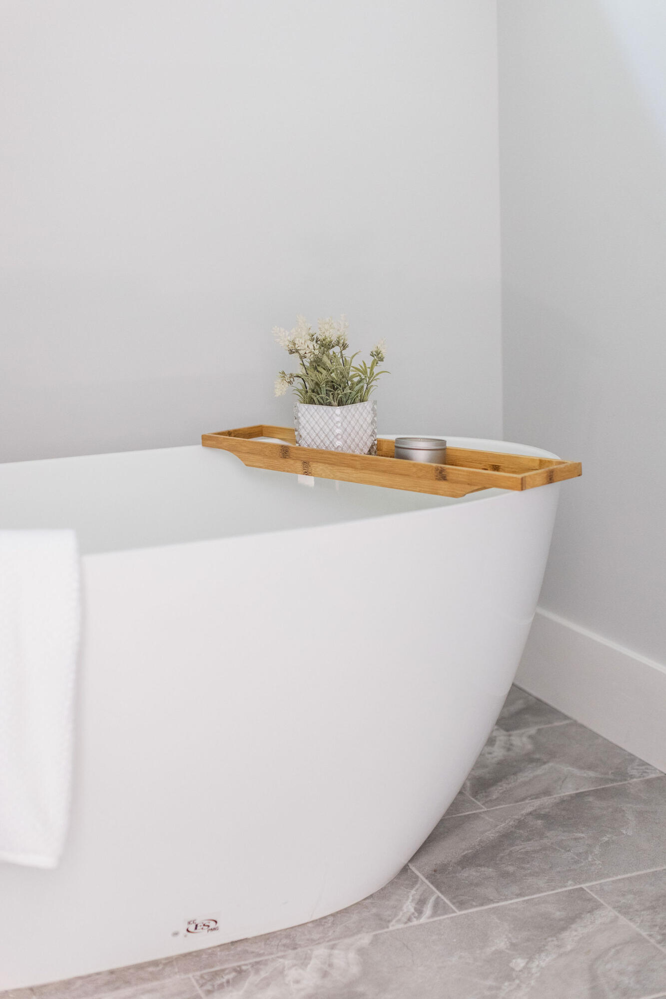 2 Pond View Drive York ME 03909