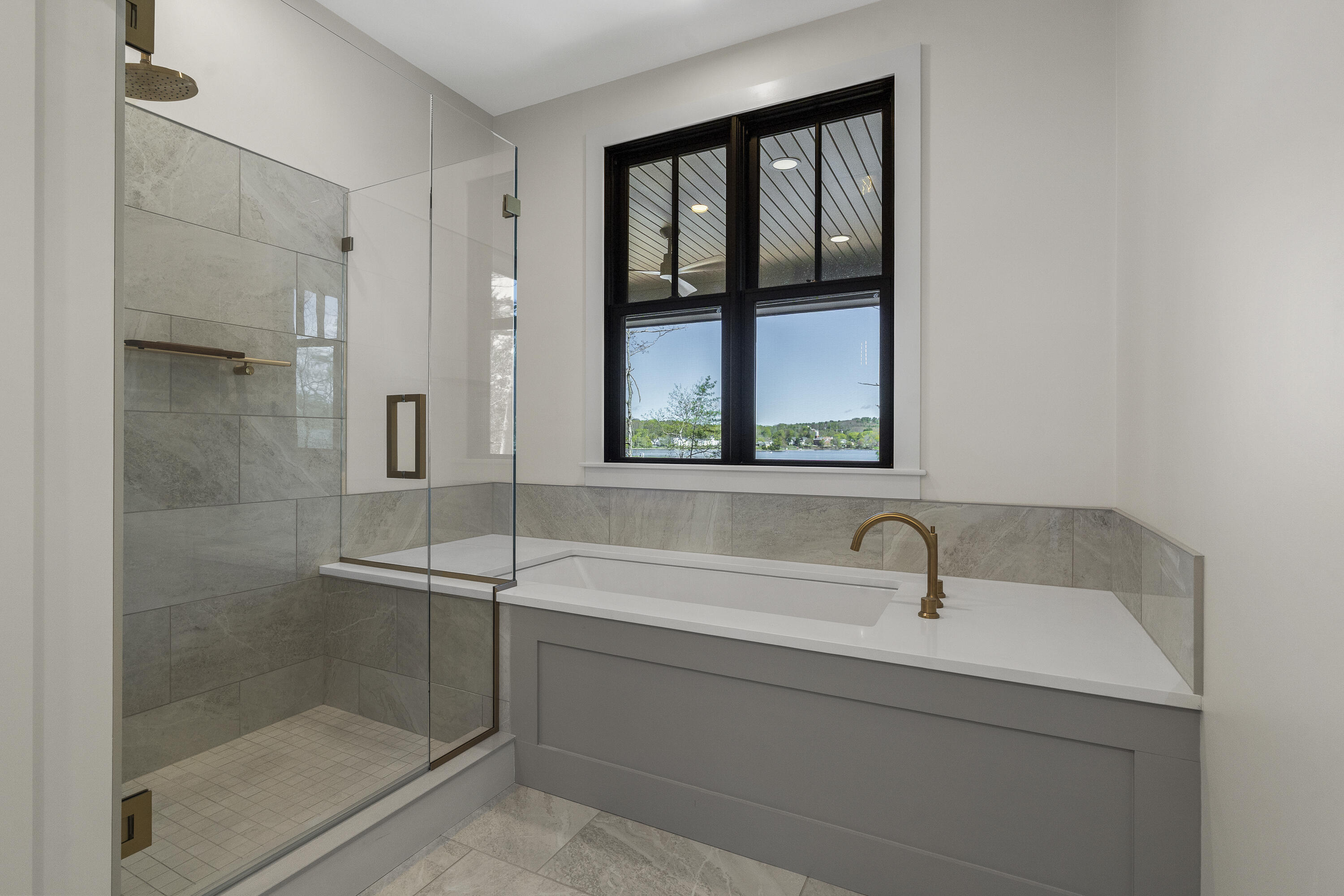80 Riverview Landing Damariscotta ME 04543