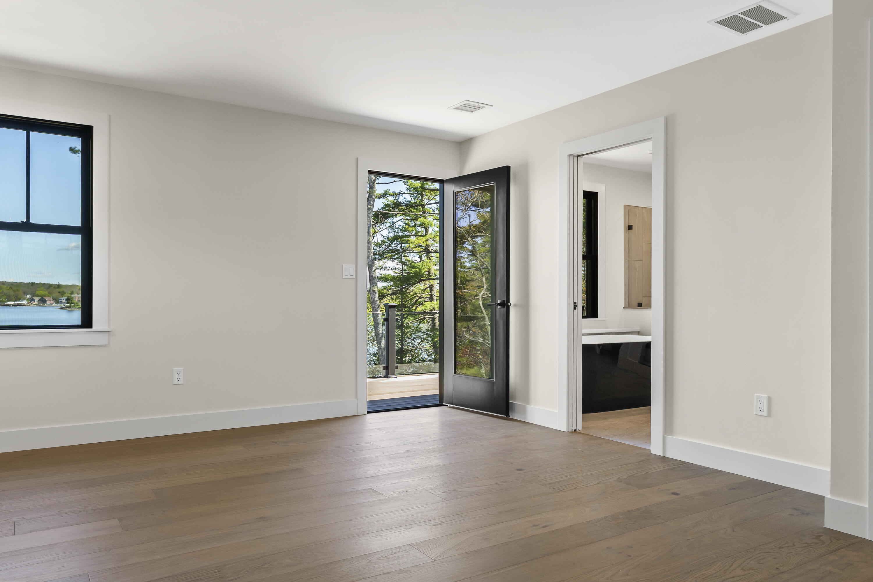 80 Riverview Landing Damariscotta ME 04543
