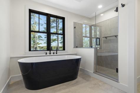 80 Riverview Landing Damariscotta ME 04543