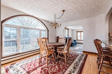 22 Davis Street Portland ME 04102