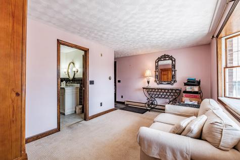 22 Davis Street Portland ME 04102
