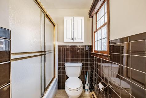 22 Davis Street Portland ME 04102