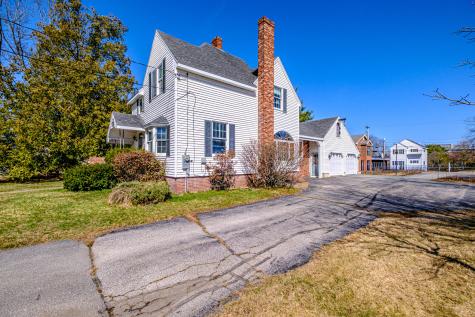 22 Davis Street Portland ME 04102