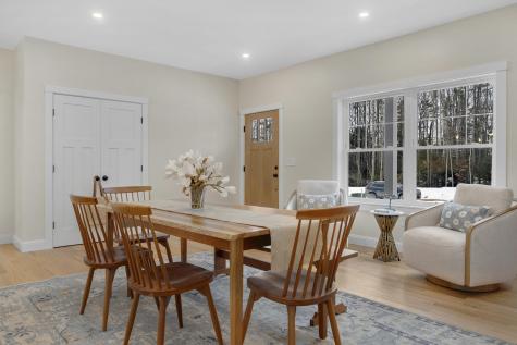 19 Forest Glen Lane Topsham ME 04086