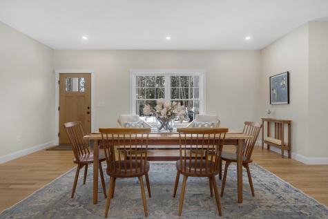 19 Forest Glen Lane Topsham ME 04086