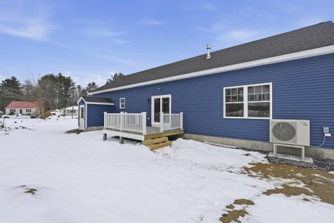 19 Forest Glen Lane Topsham ME 04086