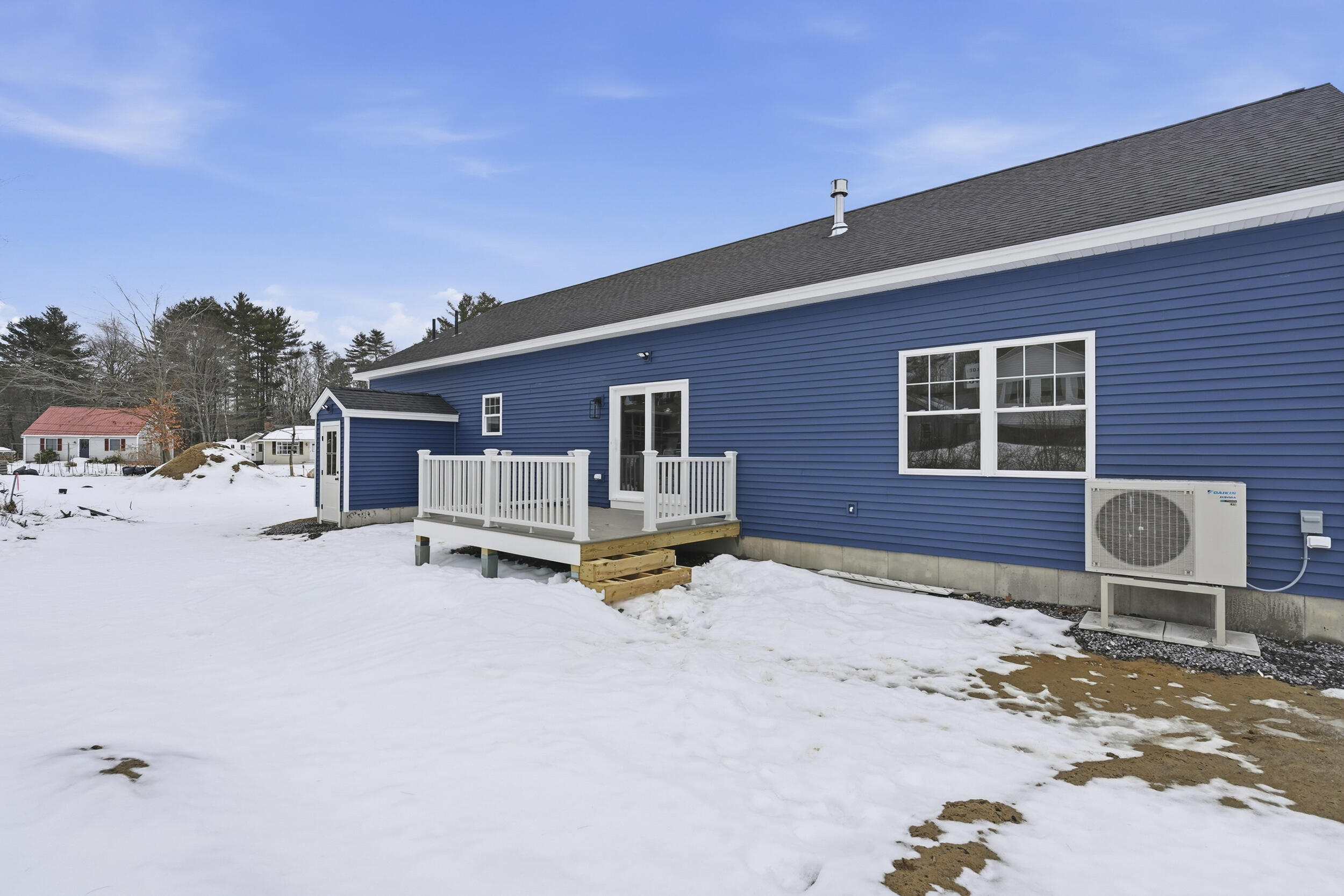 19 Forest Glen Lane Topsham ME 04086