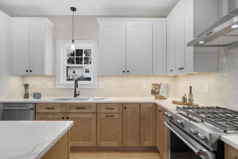 19 Forest Glen Lane Topsham ME 04086