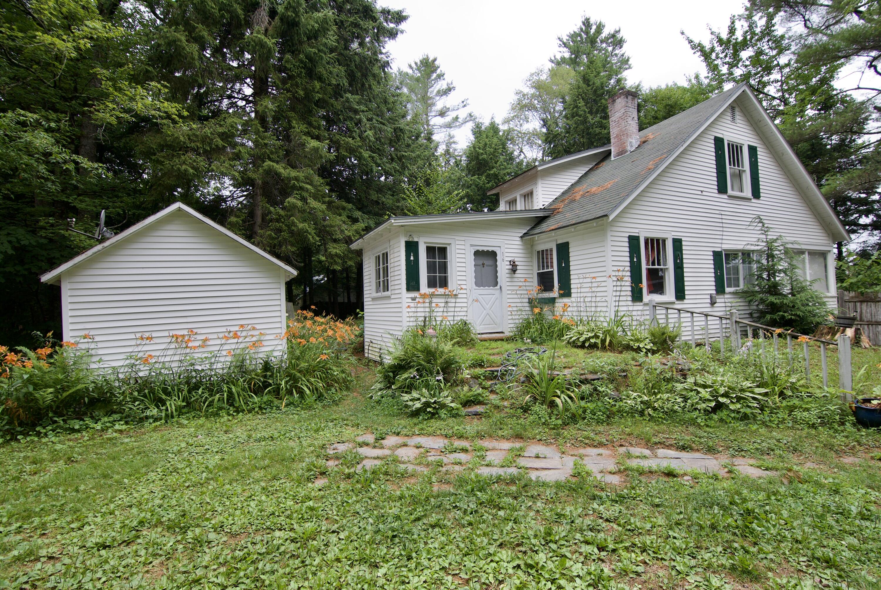 16 Salmon Road Madison ME 04950