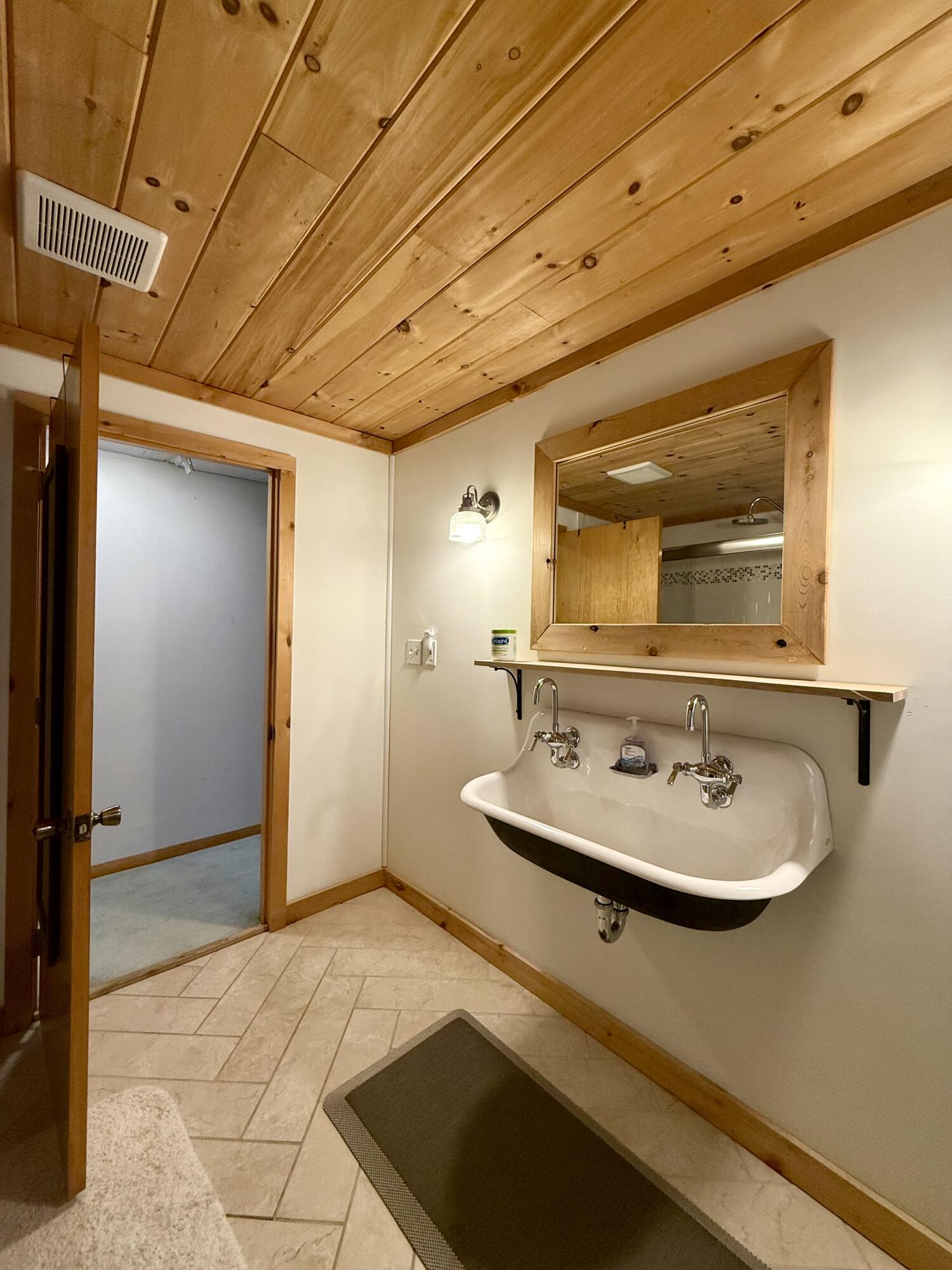 61 Lakeside Place Princeton ME 04668