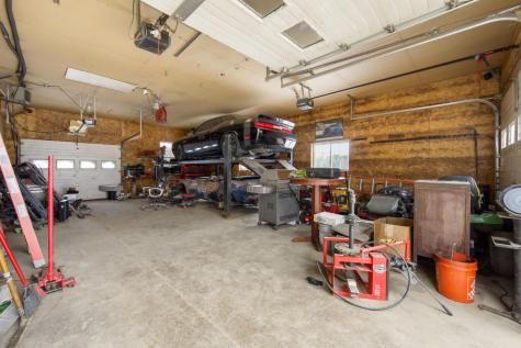 30 Lewis Road Hermon ME 04401
