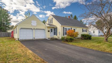 42 Windsor Avenue Augusta ME 04330
