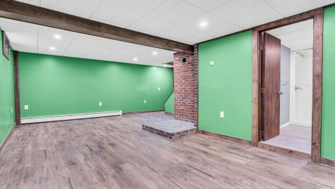 42 Windsor Avenue Augusta ME 04330