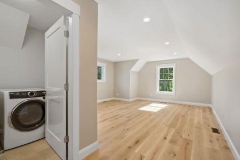 30 Southside Road York ME 03909