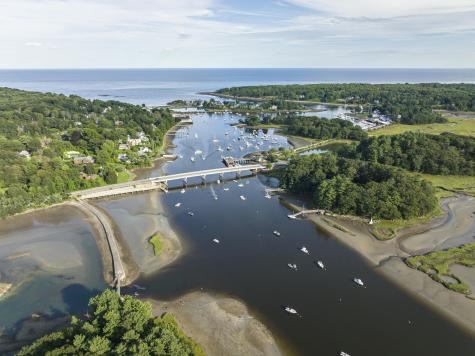 30 Southside Road York ME 03909