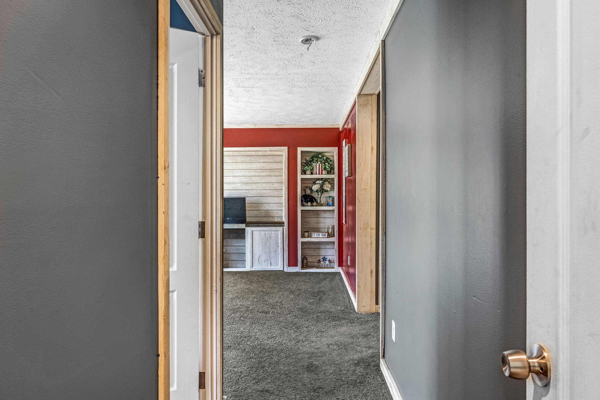 1047 Sunset Avenue Glenburn ME 04401