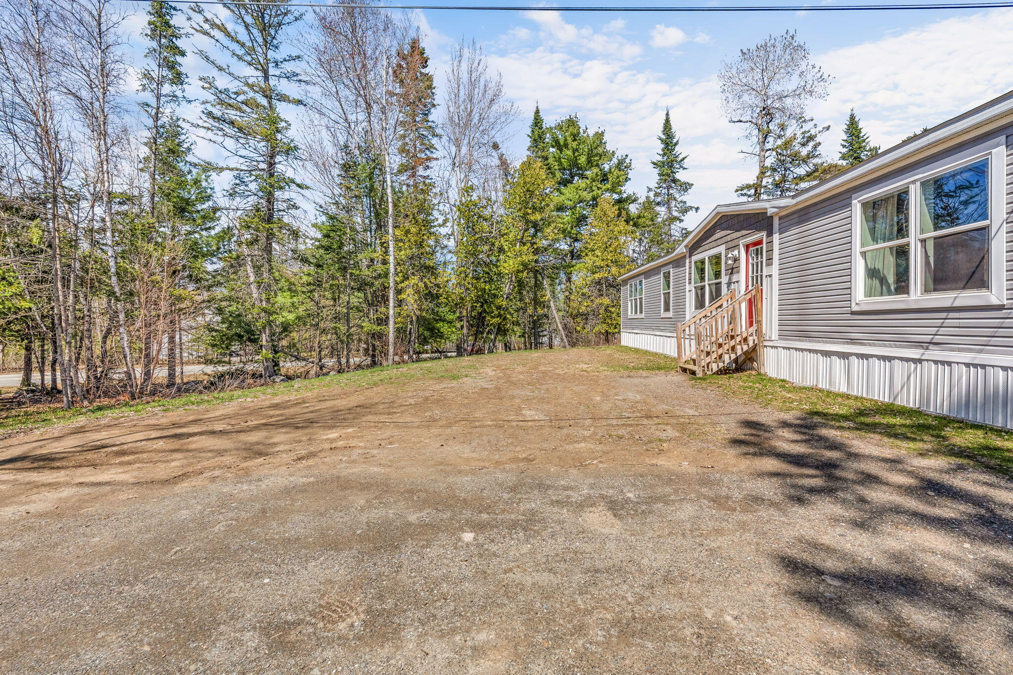 1047 Sunset Avenue Glenburn ME 04401