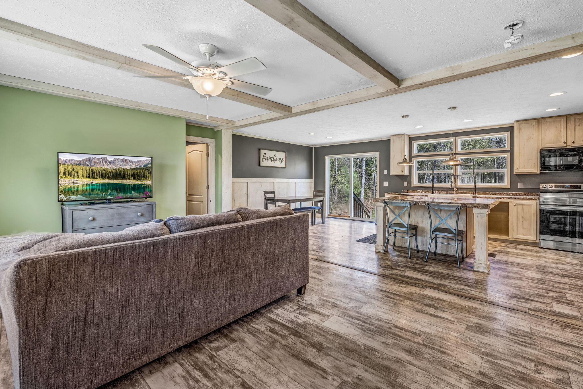 1047 Sunset Avenue Glenburn ME 04401