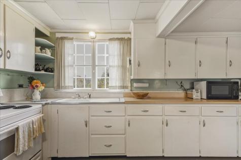 504 Reach Road Sedgwick ME 04673