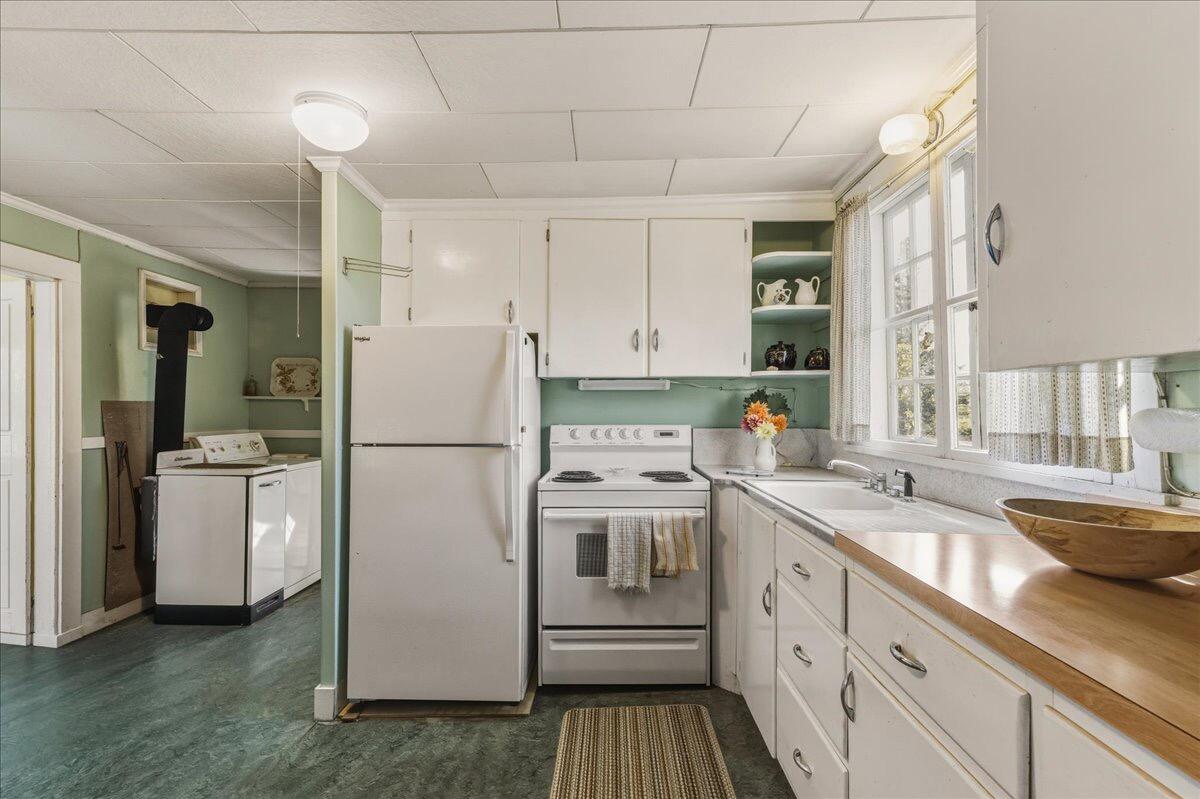 504 Reach Road Sedgwick ME 04673