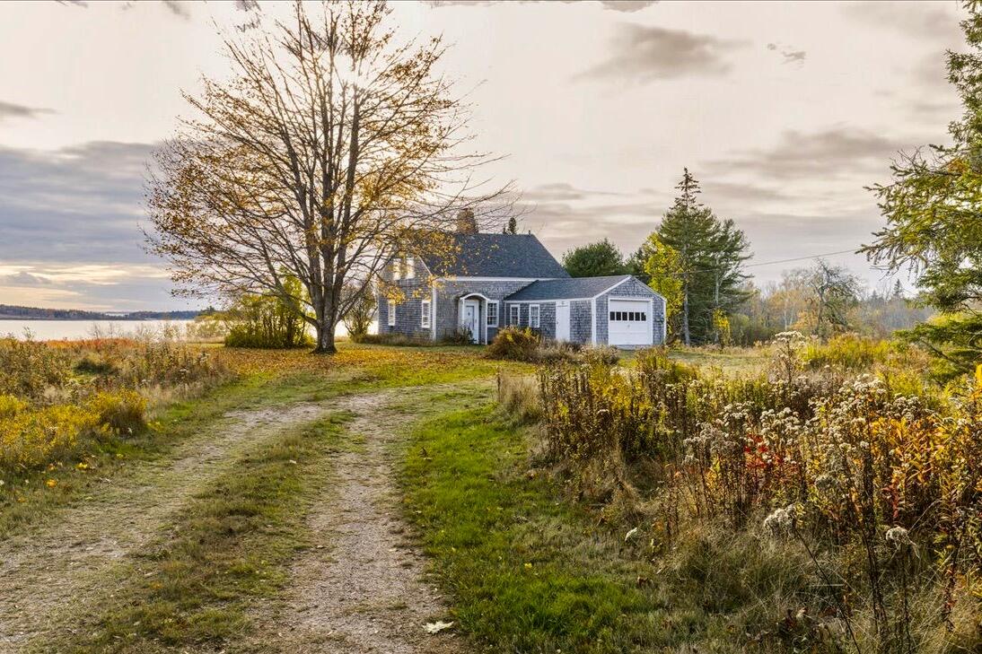 504 Reach Road Sedgwick ME 04673