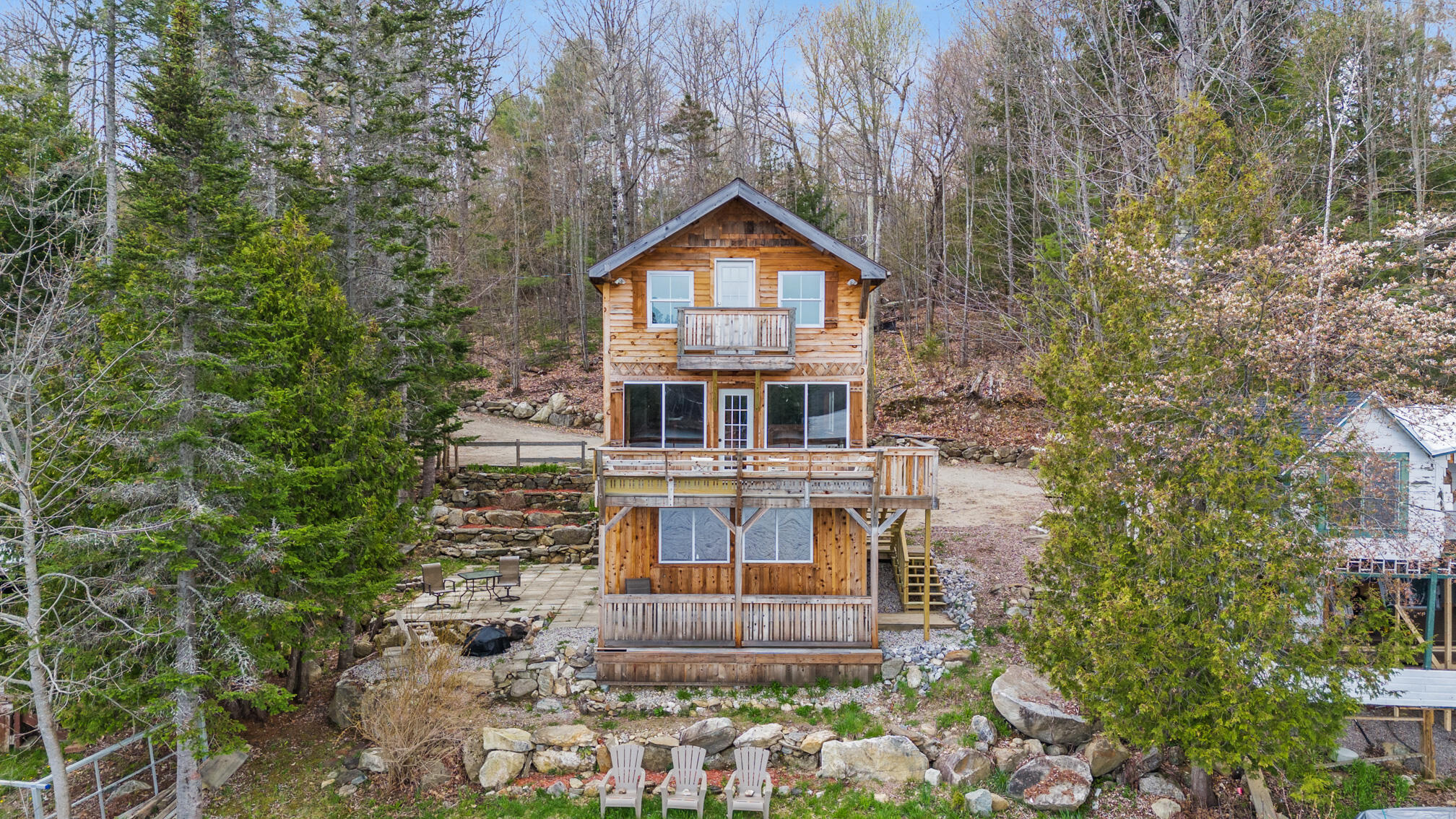 9 Jordan Way Hartford ME 04220