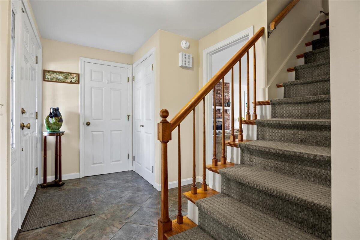 19 Olde Colony Lane Cape Elizabeth ME 04107