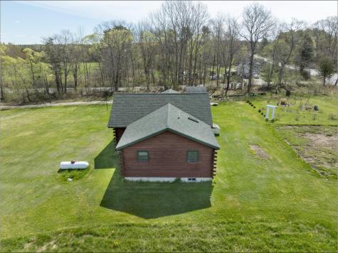 24 Brown Road Richmond ME 04357